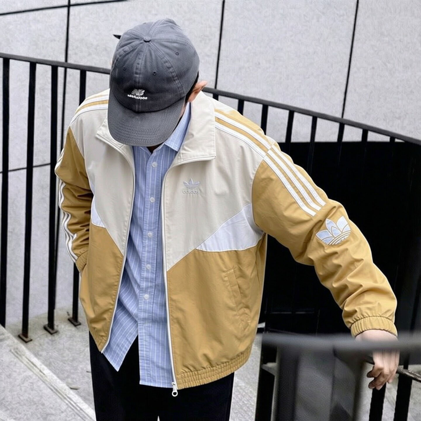 阿迪达斯梭织外套男防风衣秋正品撞色美式篮球复古休闲大码棒球服