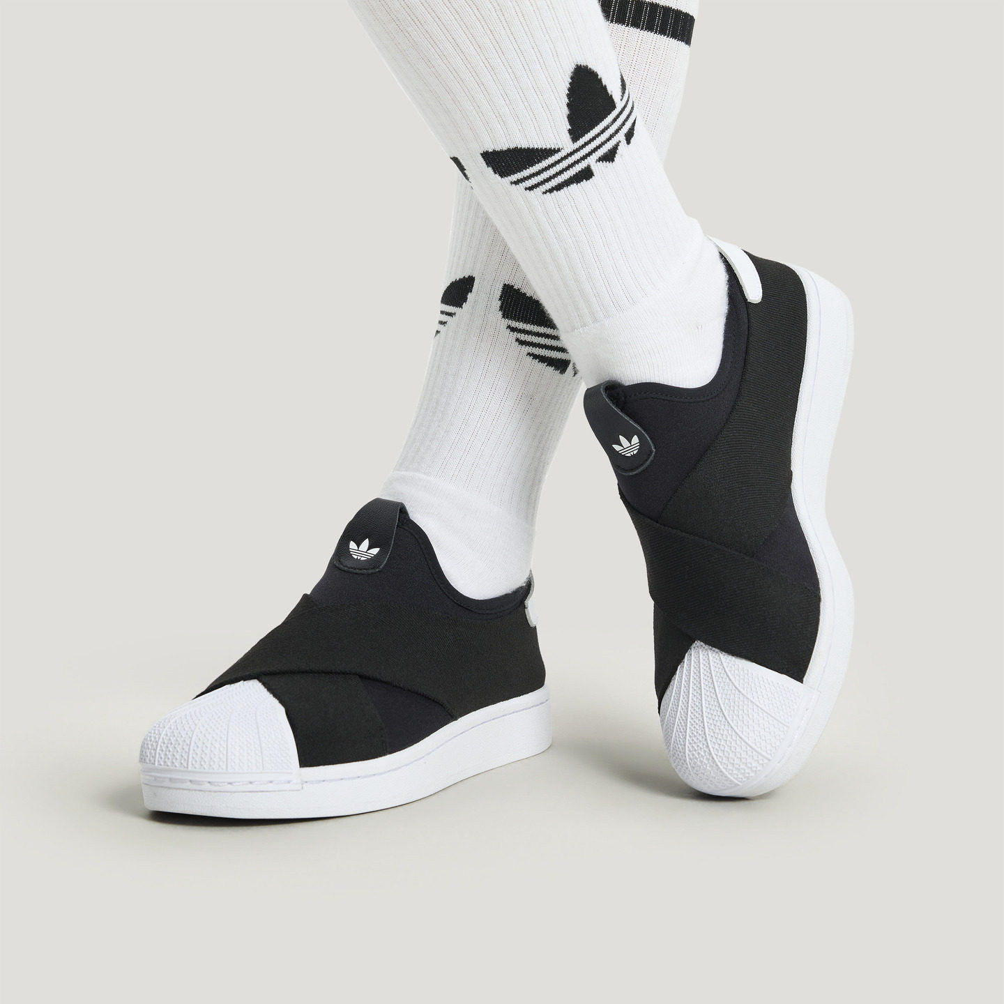 Adidas阿迪达斯三叶草女