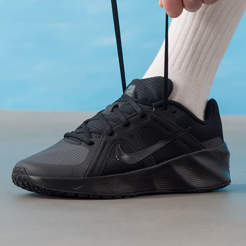 Nike耐克2026年新款男鞋黑色运动跑步鞋舒适时尚休闲鞋潮流时尚