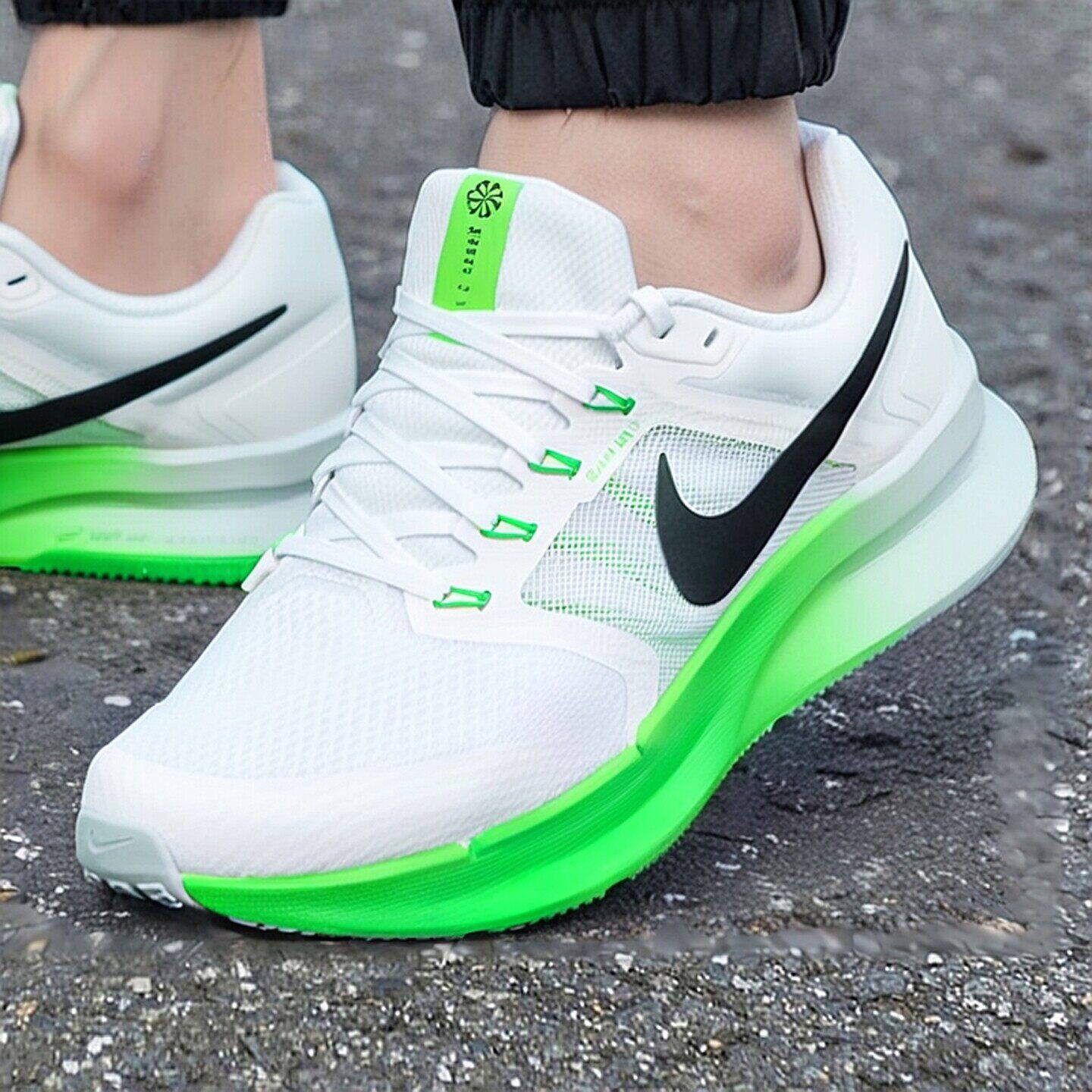 Nike耐克男鞋跑步鞋夏季新款网面透气减震跑鞋白绿色轻便运动鞋