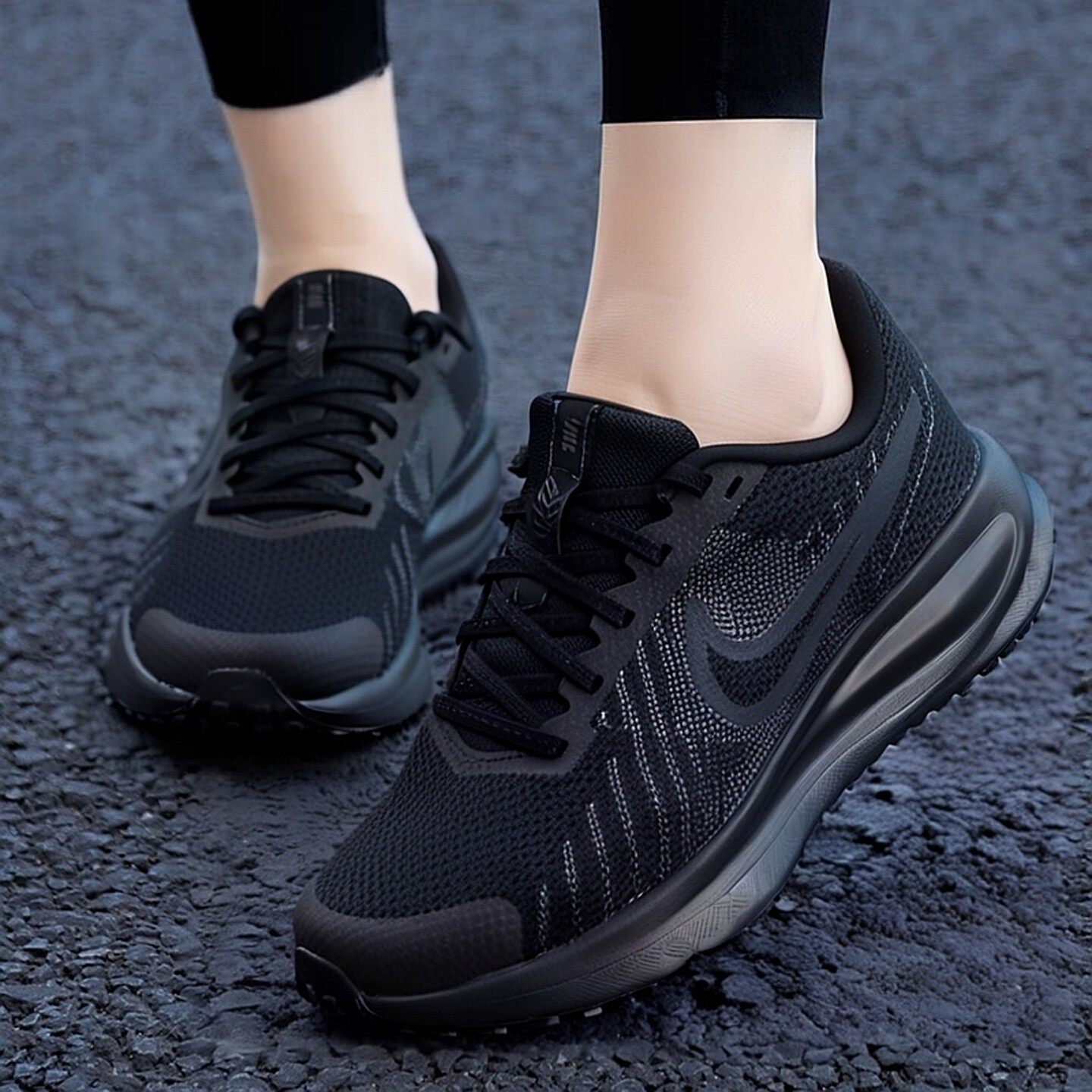 Nike耐克女鞋网面透气跑步鞋正品黑色防滑慢跑鞋旅游鞋软底运动鞋
