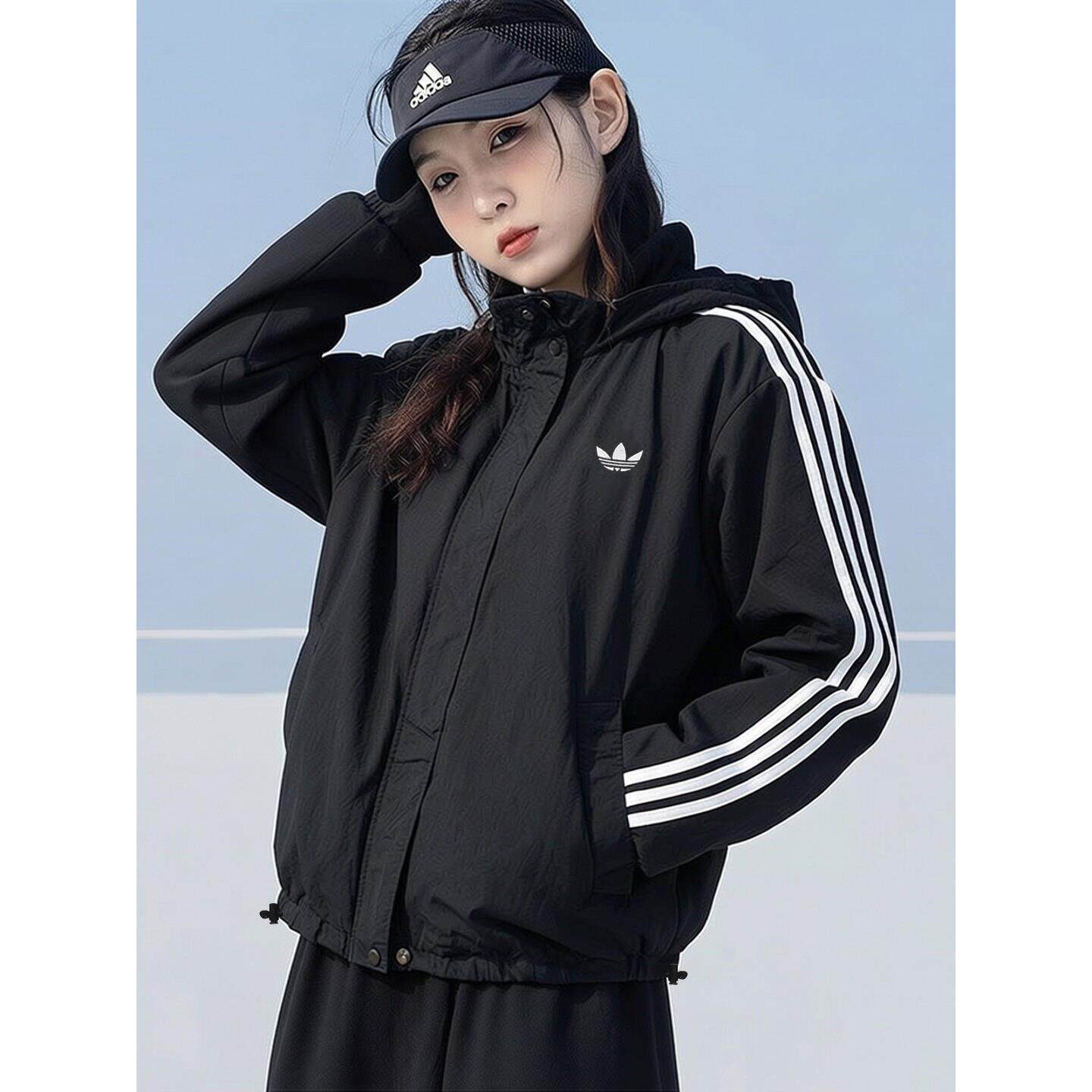 阿迪达斯三叶草外套女秋季正品复古宽松三条纹美式连帽梭织棒球服