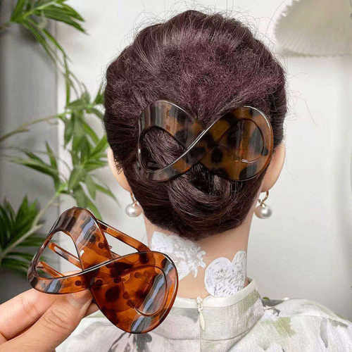 复古8字形扁平抓夹盘发大号