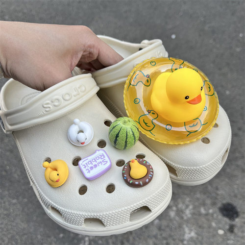 洞洞鞋配饰DIY鞋扣小黄鸭可爱鞋花立体儿童适配卡骆驰crocs云朵