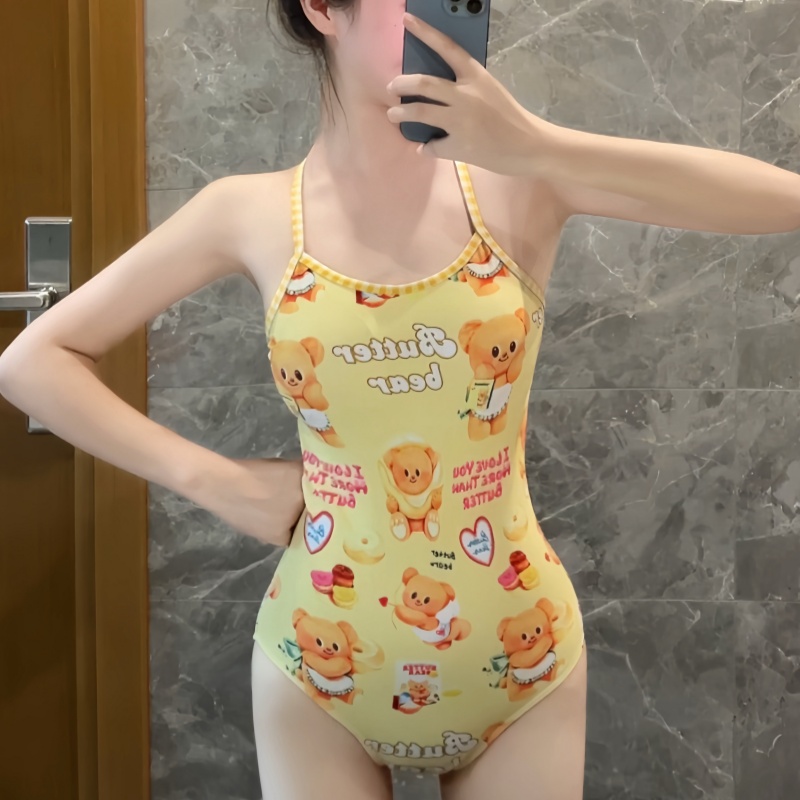 运动新款连体泳衣女性时尚保守显瘦露背三角泡温泉辣妹可爱游泳馆