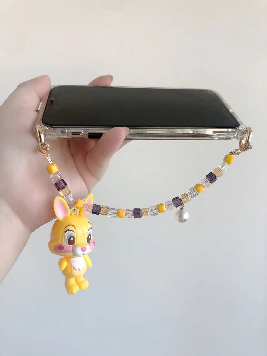 diy串珠手机链邦尼兔卡通童趣手机链水晶串珠可爱短挂绳