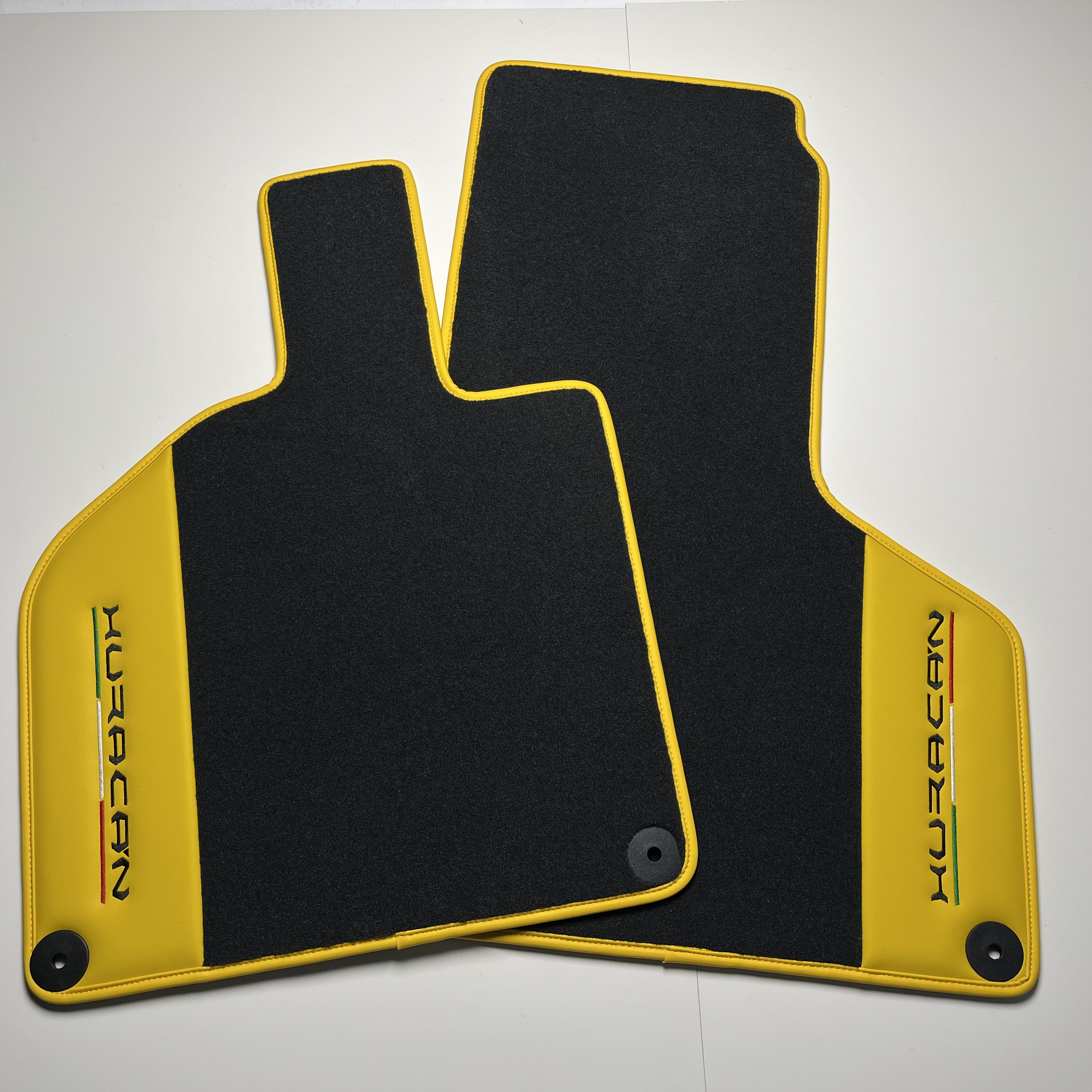 兰博基尼飓风小牛Huracan EVO STO lp610进口原厂尼龙绒lp620脚垫