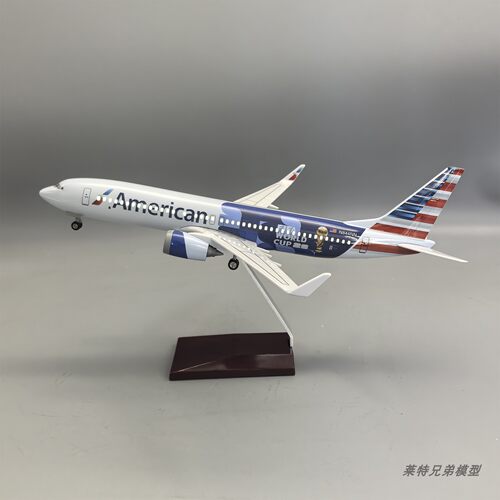37cm带灯仿真美国航空737模型飞机世界杯涂装摆件礼物礼品航模