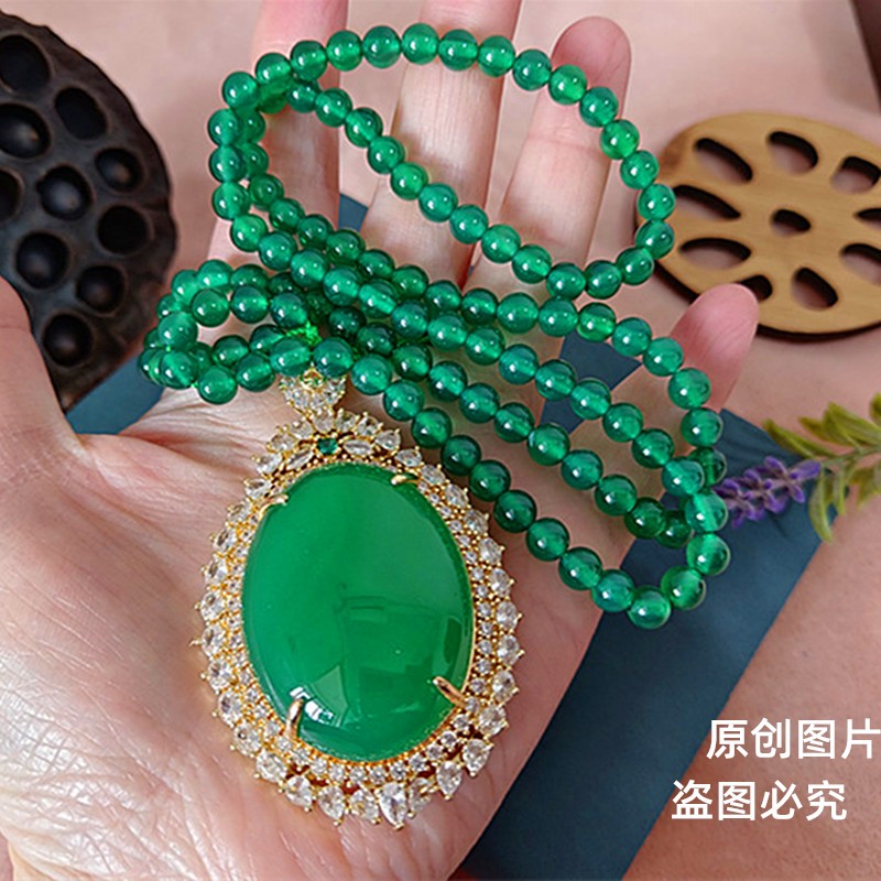 镶嵌绿玉髓珠链男女圆圆满满