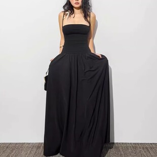 2025时尚新款塑造曲线美 针织吊带连衣裙女夏欧美显瘦小黑裙长裙