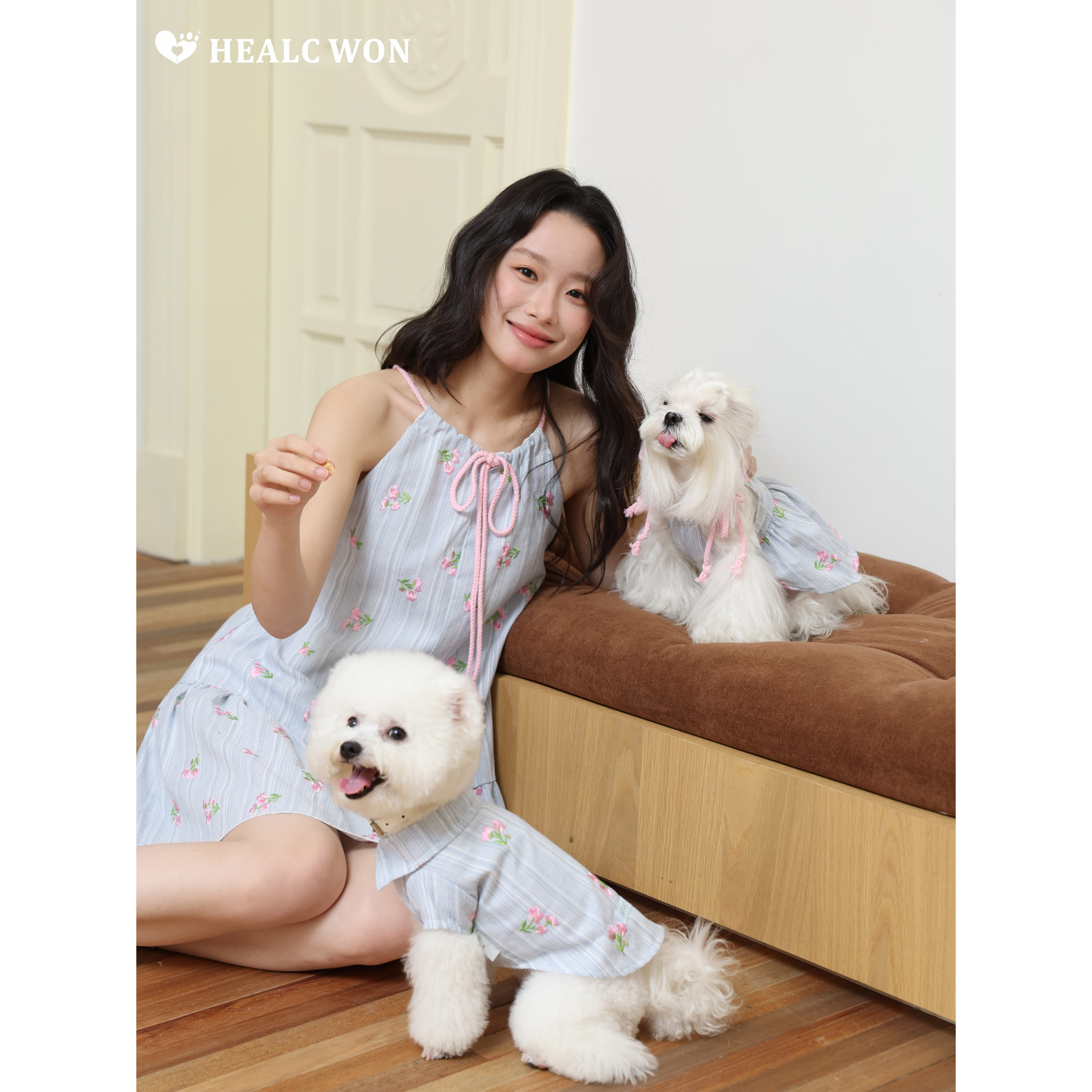 HC原创宠物亲子装猫咪狗狗衣服ins重工刺绣粉色碎花纯棉人宠同款