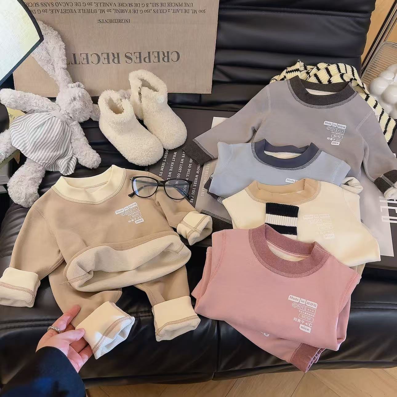 儿童羊毛蚕丝保暖无骨秋衣秋裤套