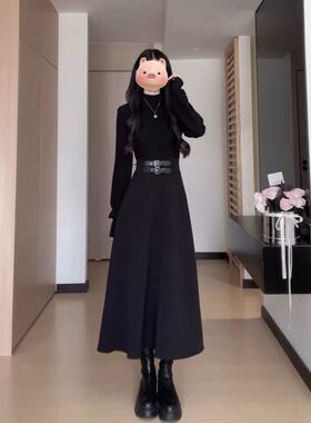 秋冬法式黑色510320赫本长袖连衣裙2025打底新款收腰小黑裙