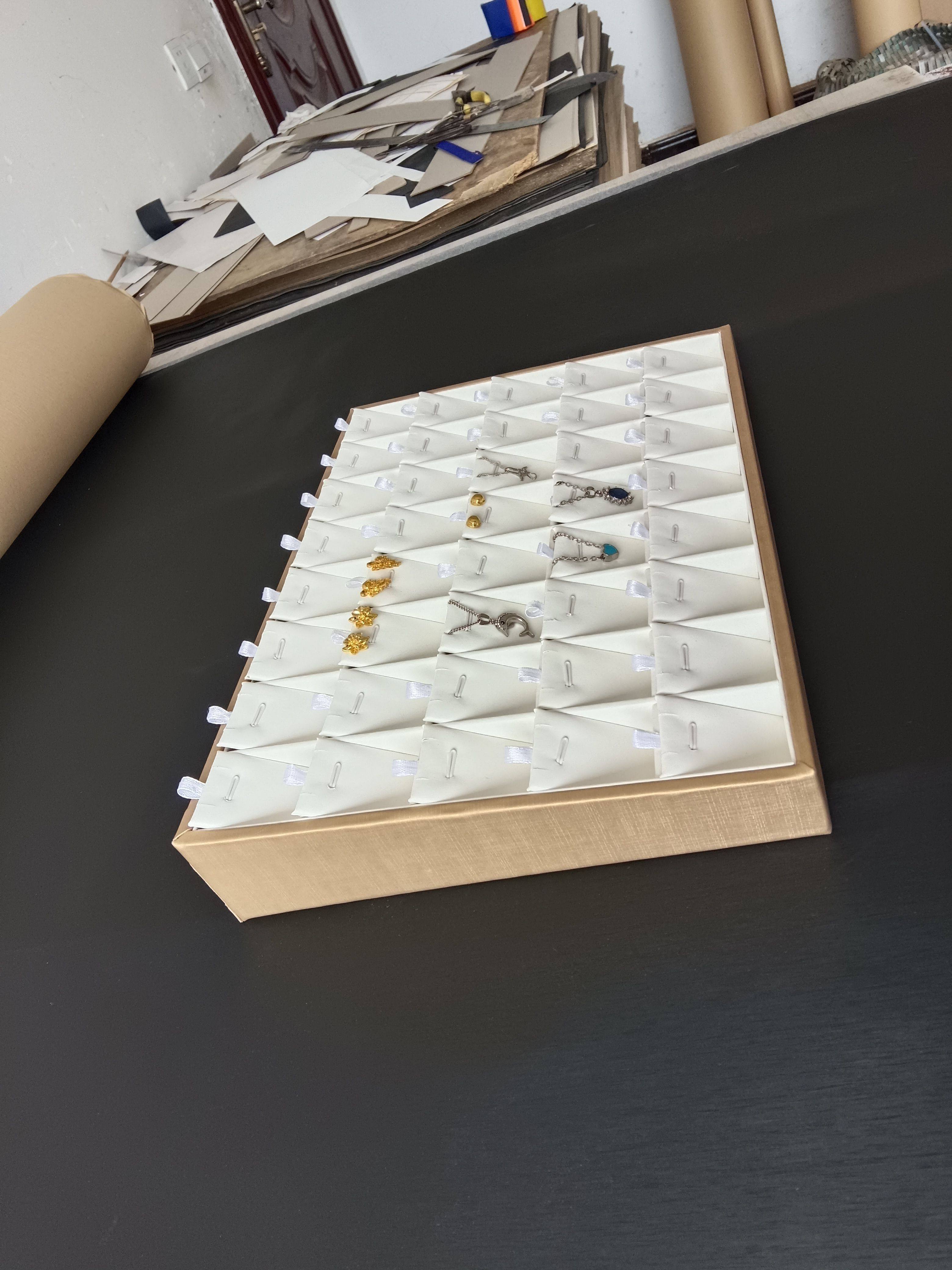 香冰皮革高低托盘展示收纳手镯戒指项链吊坠看货
