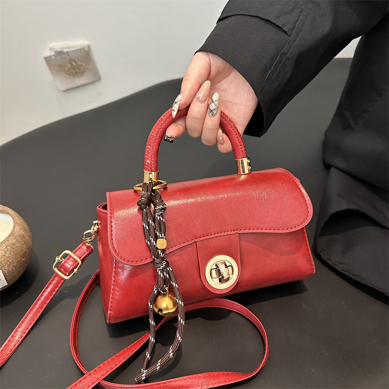 新年圣诞小方包包女手提包红色婚包单肩斜挎包时尚潮流新款女士包