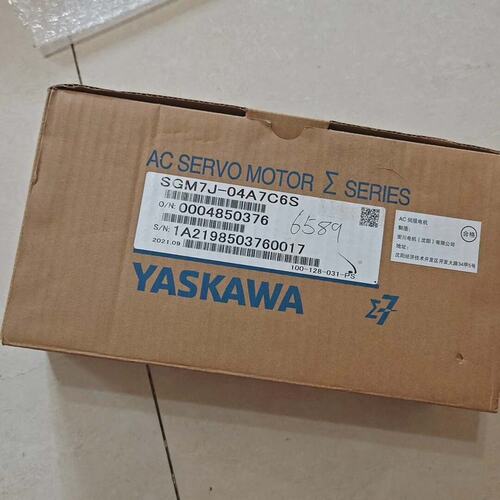 议价安川伺服电机 SGM7J-04A7C6S，全新原装正品，未拆议价