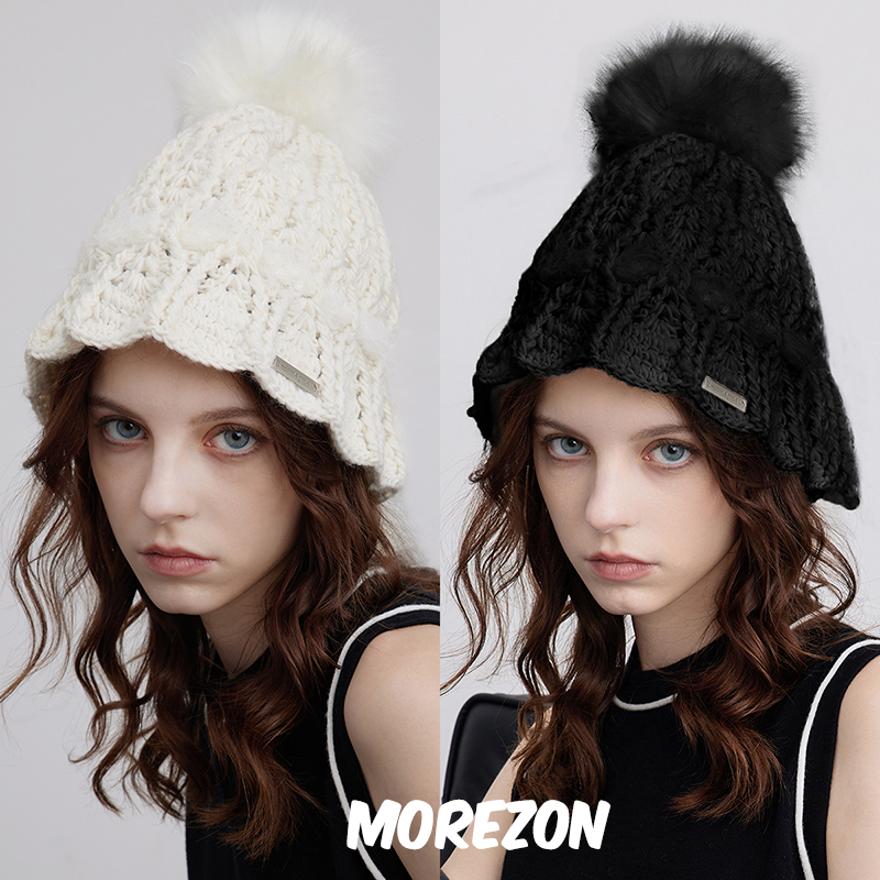 MOREZON【black imagine6】24秋冬新款大毛球羊毛手钩花朵毛线帽