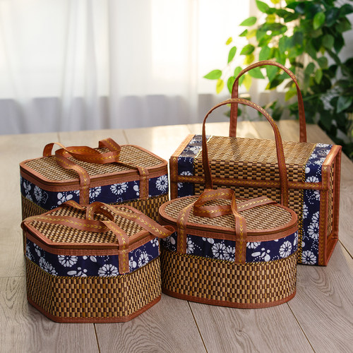 年货大礼包香肠腊肉烤鸡水果竹编