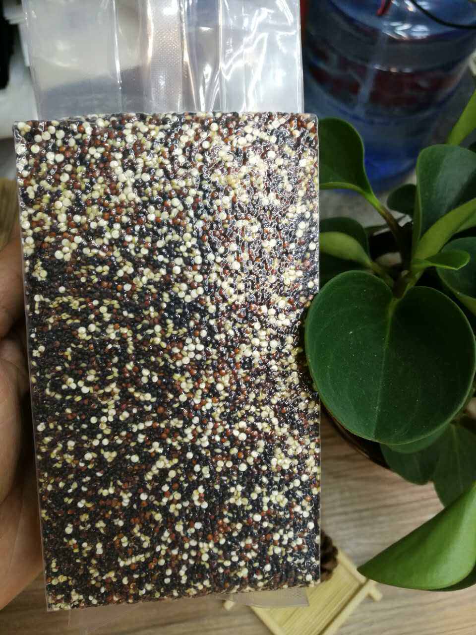 西藏三色藜麦 非秘鲁进口 黑白红藜麦杂粮黎麦米天然藜麦500克