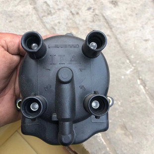 适配一汽威志 威乐 威驰 雅酷 夏利2000丰田8A-5A发动机分电器盖