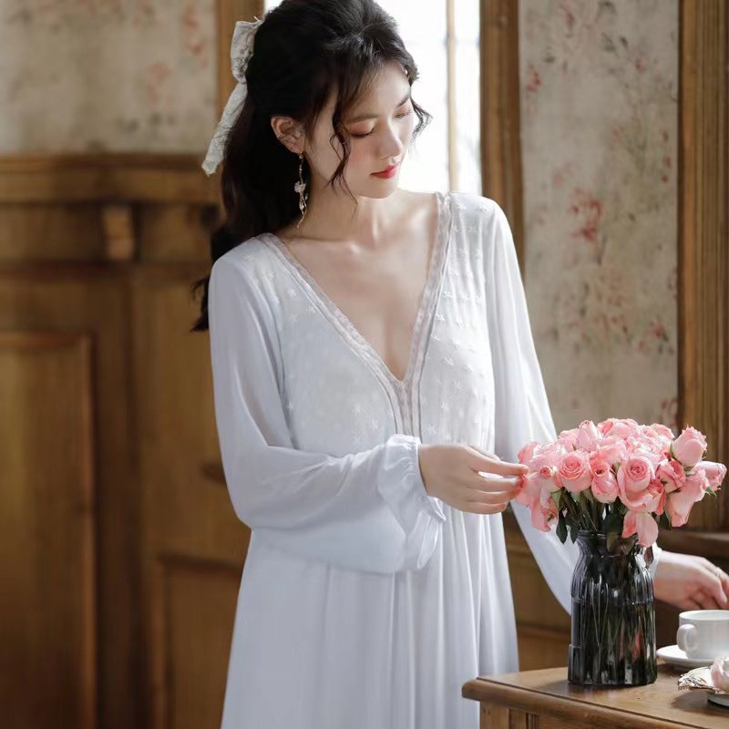 胸垫大码公主风睡裙春秋白长款纯色法式家居深v领性感蕾丝睡衣欲,女士内衣/男士内衣/家居服,睡裙,淘宝优惠券,粉丝福利购,淘宝优惠卷