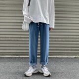 深蓝色