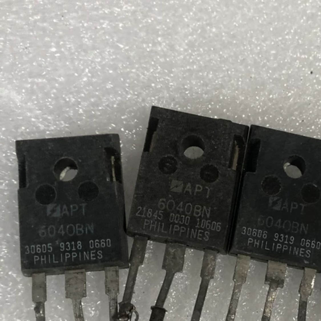 APT6040BN  APT6045BN 原装进口拆机件 质量保证