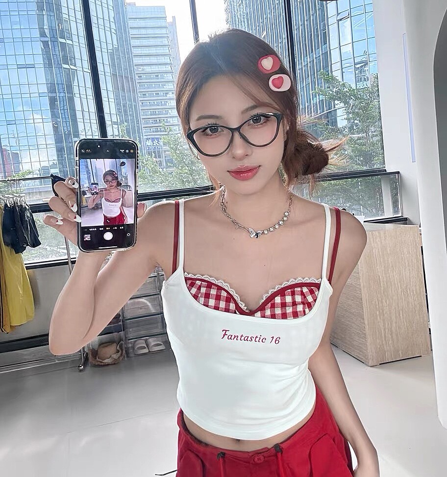 地球店白色字母印花百搭辣妹修身吊带背心红色格纹胸衣内搭两件套