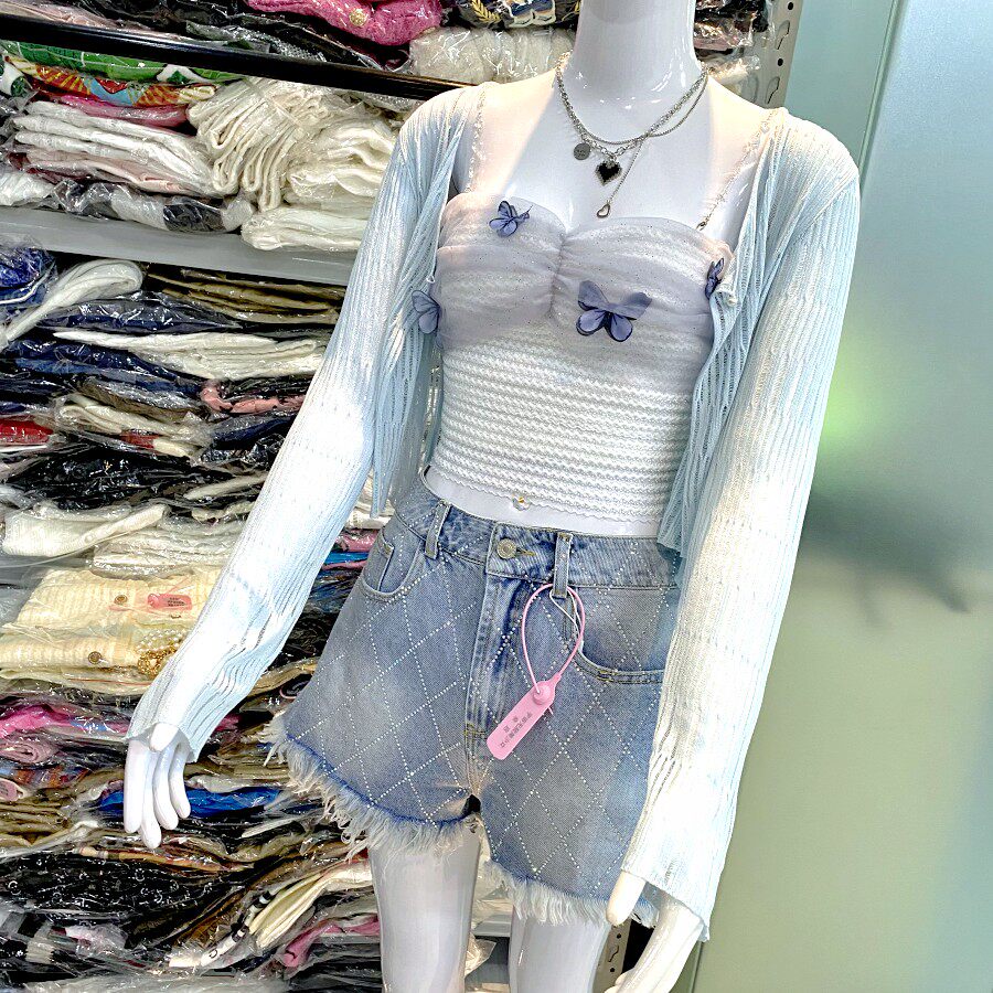 地球店立体蝴蝶设计小吊带薄款修身针织坎肩开衫两件套女夏季