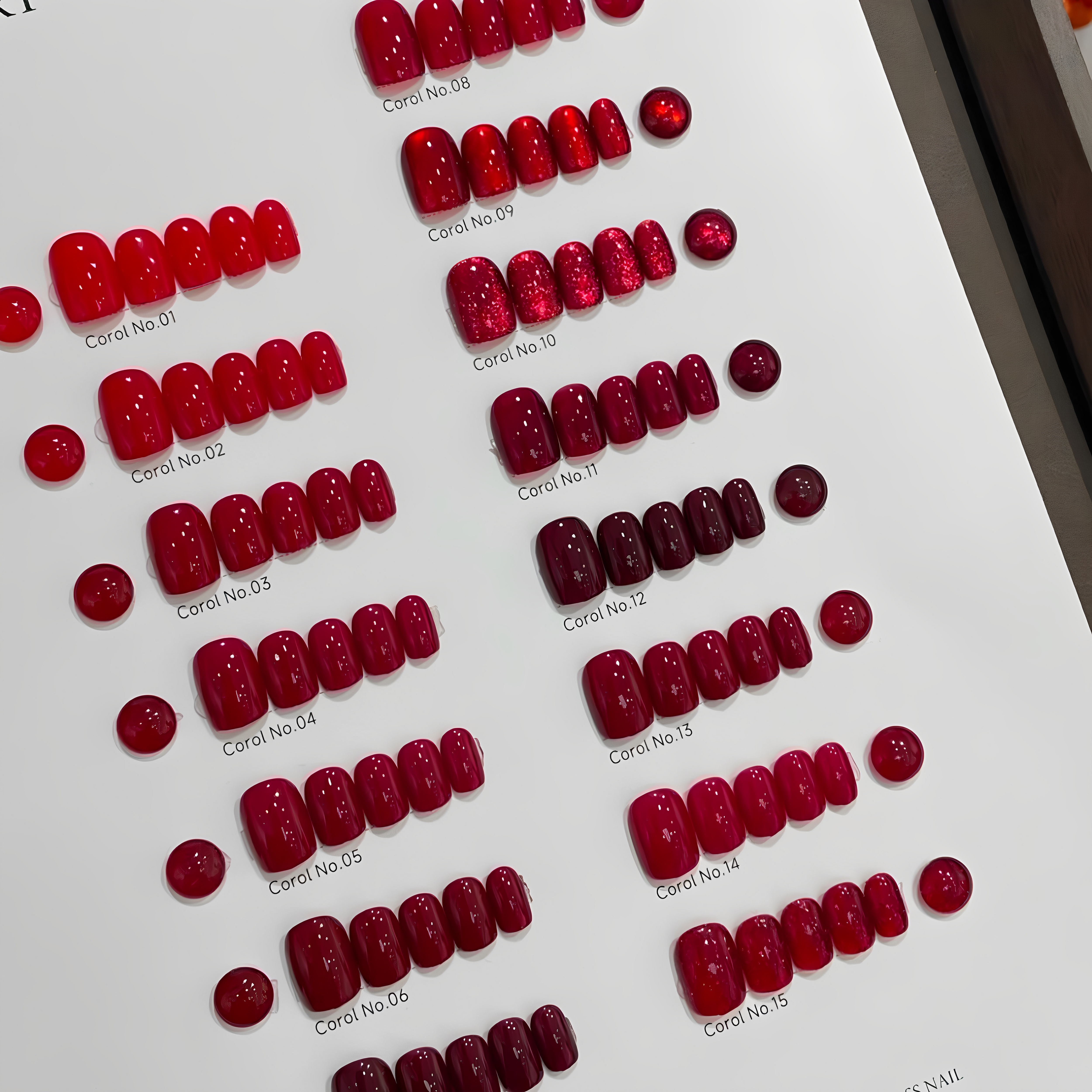 柒贰零Nail 新年红纯色猫眼美甲穿戴甲成品可拆卸手工穿戴甲片