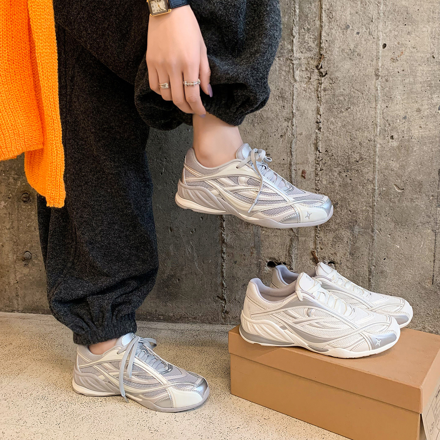 欣秀//运动风休闲鞋女春季透气网面平底系带老爹鞋软底不累脚