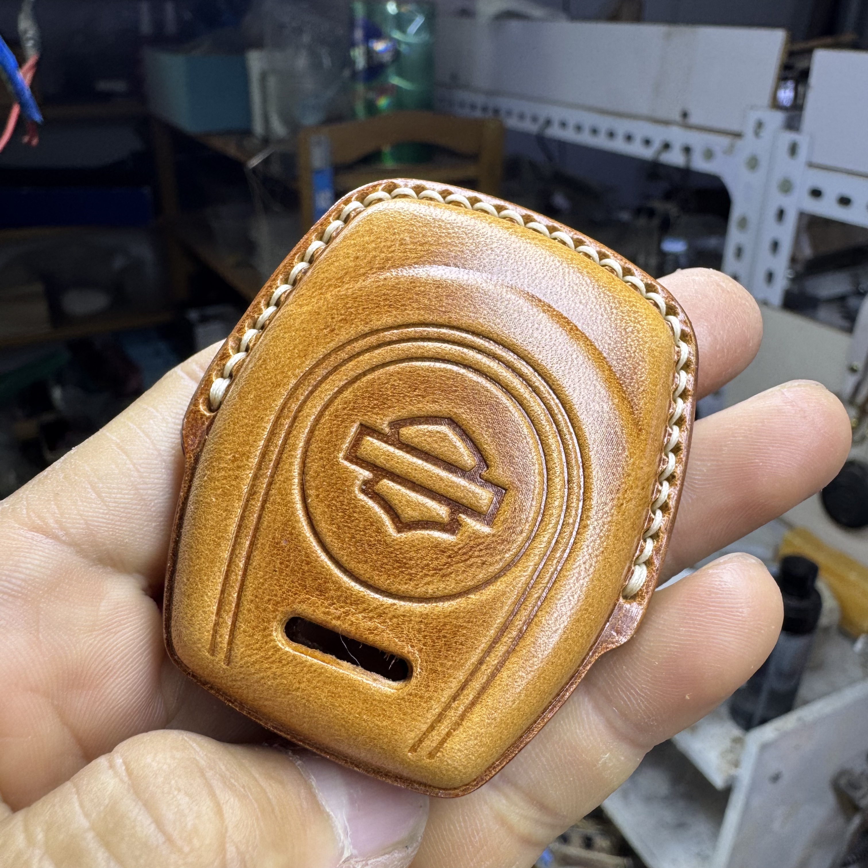 适用于哈雷摩托车感应钥匙包Sportster S牛皮套复古真皮包环扣