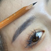 艾图秀防水防汗持久不脱色野生眉根根分明硬芯初学者砍刀线条眉笔