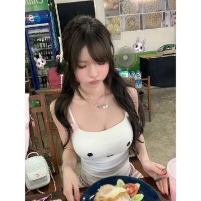 你家辣辣halolala【米菲小兔】印花吊带背心女新款夏无袖修身上衣