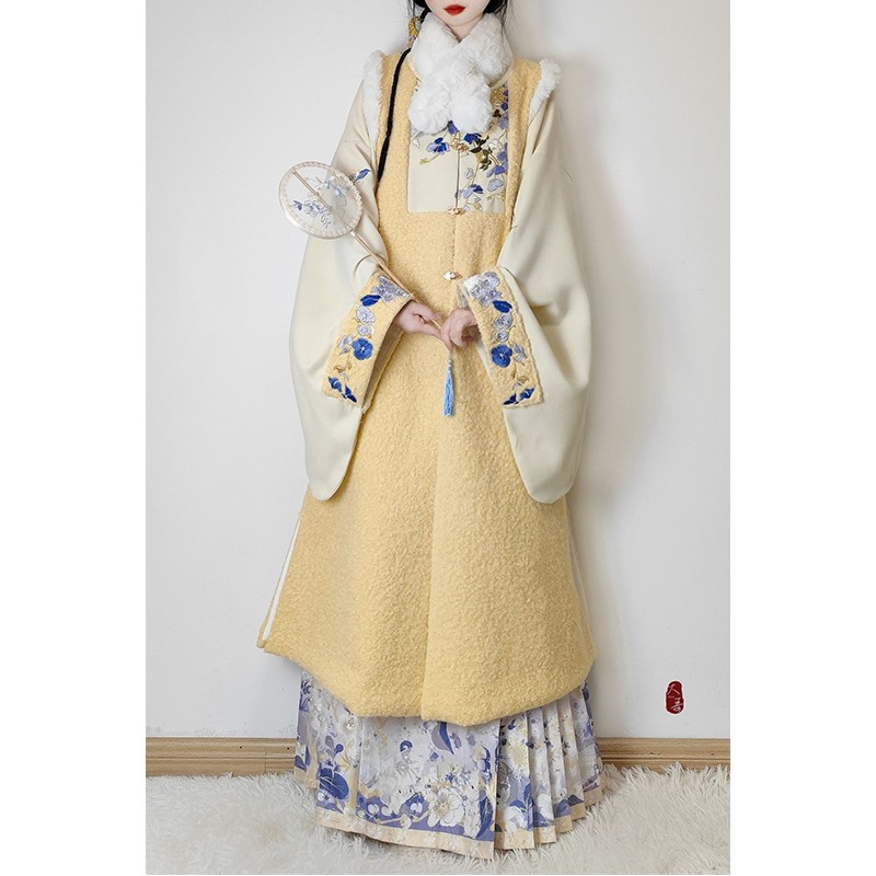 明制汉服女明制长袄圆领比甲汉元素马面裙秋冬季国风保暖套装日常