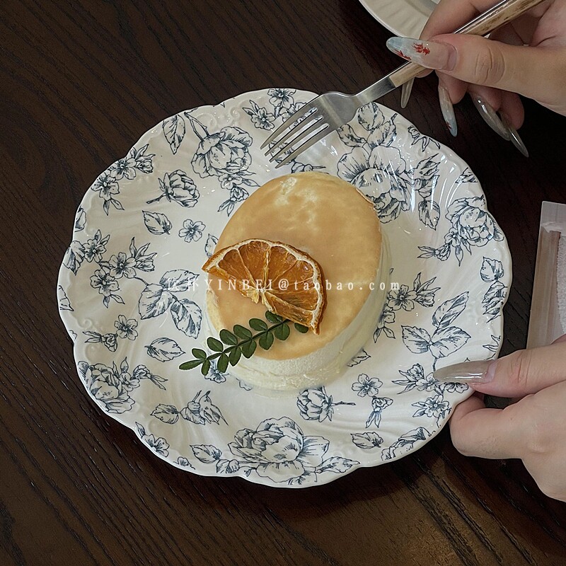 高颜值雾蓝玫瑰花蛋糕盘