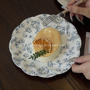 高颜值中古雾蓝玫瑰花盘子高级感ins陶瓷花边蛋糕盘甜品盘糕点盘