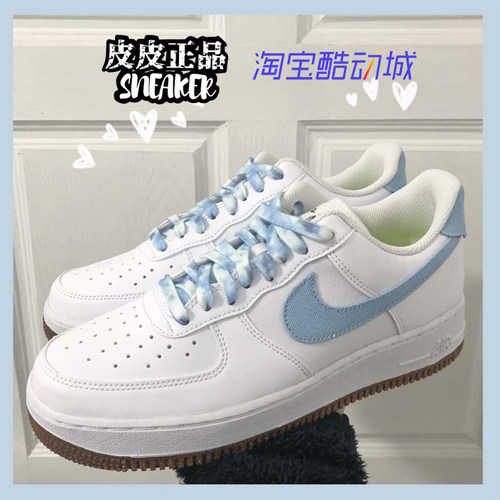 NIKEAIRFORCE白蓝花卉刺绣板鞋
