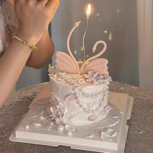 七夕情人节唯美蛋糕装饰黑白天鹅女神生日小天鹅爱情鸟甜品台插件
