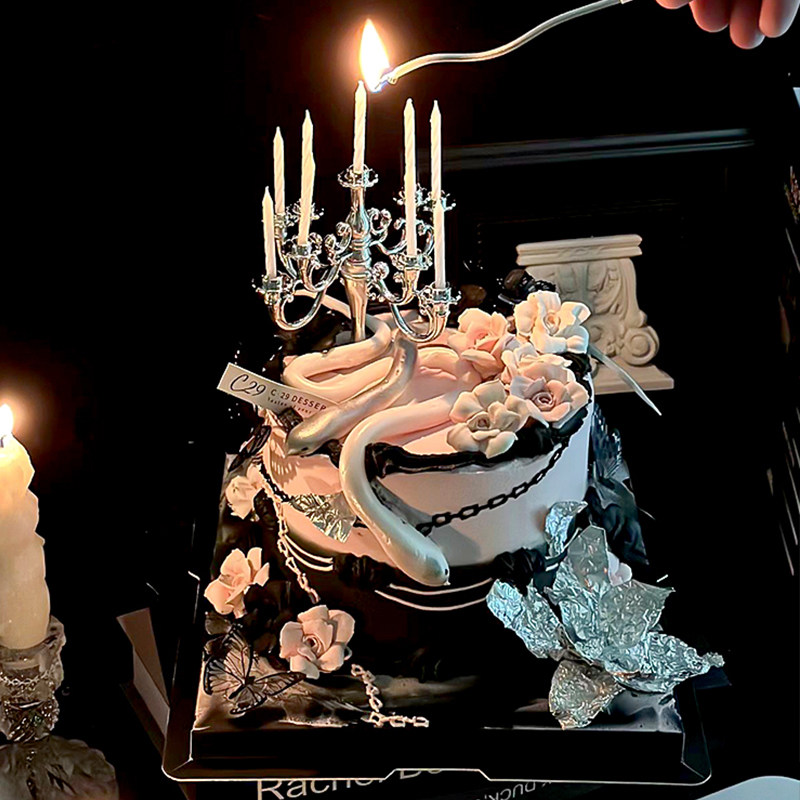 蛇年浪漫高级感烛台手绘生肖蛇蛋糕装饰甜酷女孩生日蝴蝶配件s,节庆用品/礼品,节日装扮用品,淘宝优惠券,粉丝福利购,淘宝优惠卷