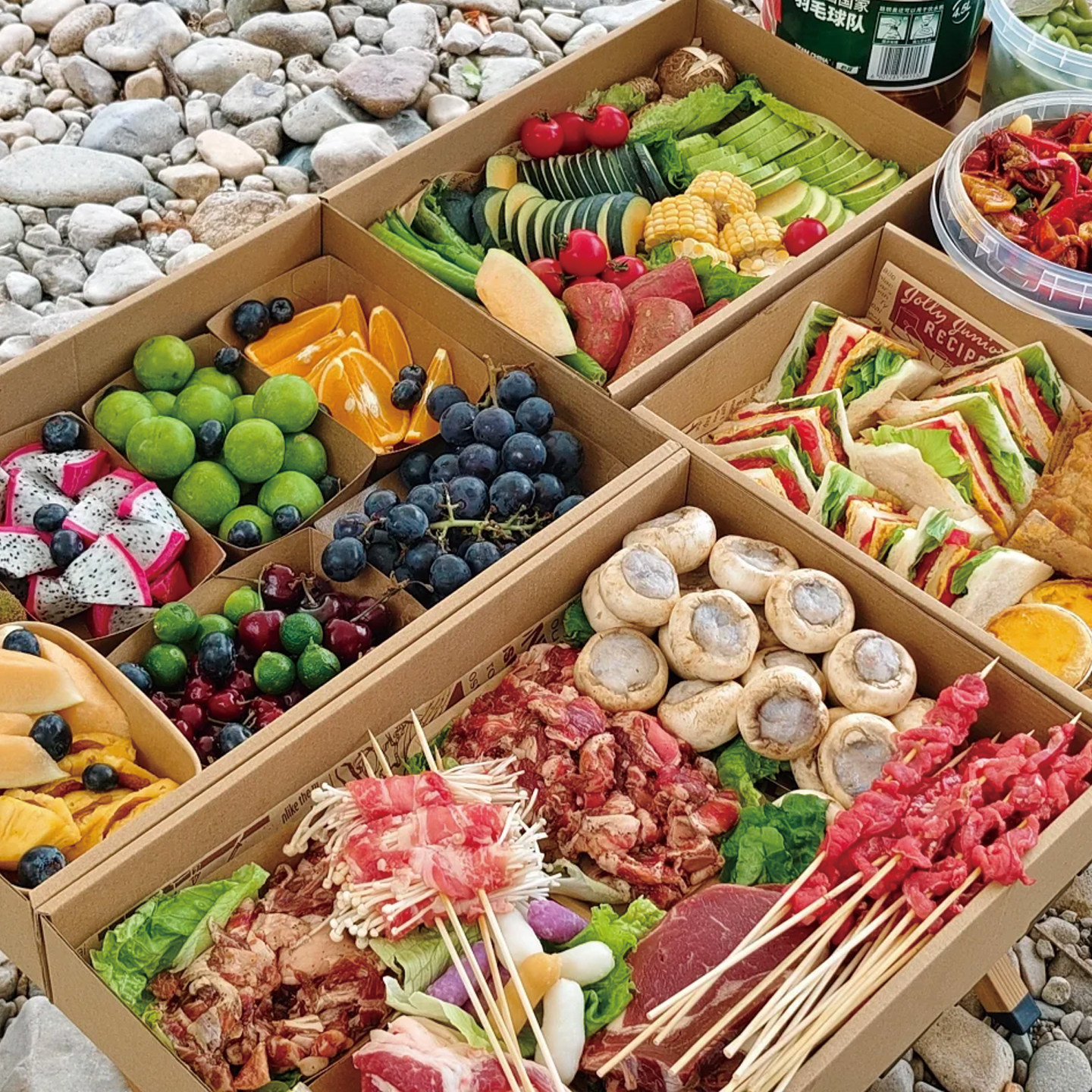 牛皮纸野餐盒子一次性户外露营包装盒水果烤肉春游纸盒打包外卖盒