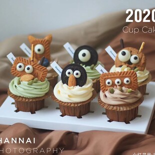 搞怪小眼睛表情纸杯蛋糕装饰儿童宝宝可爱甜品蝴蝶饼干烘焙插件