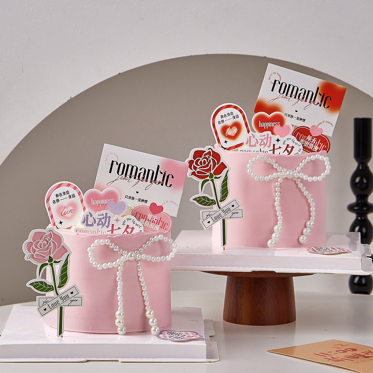 2025网红七夕情人节蛋糕装饰摆件玫瑰心动七夕插牌珍珠蝴蝶结装扮,节庆用品/礼品,节日装扮用品,淘宝优惠券,粉丝福利购,淘宝优惠卷