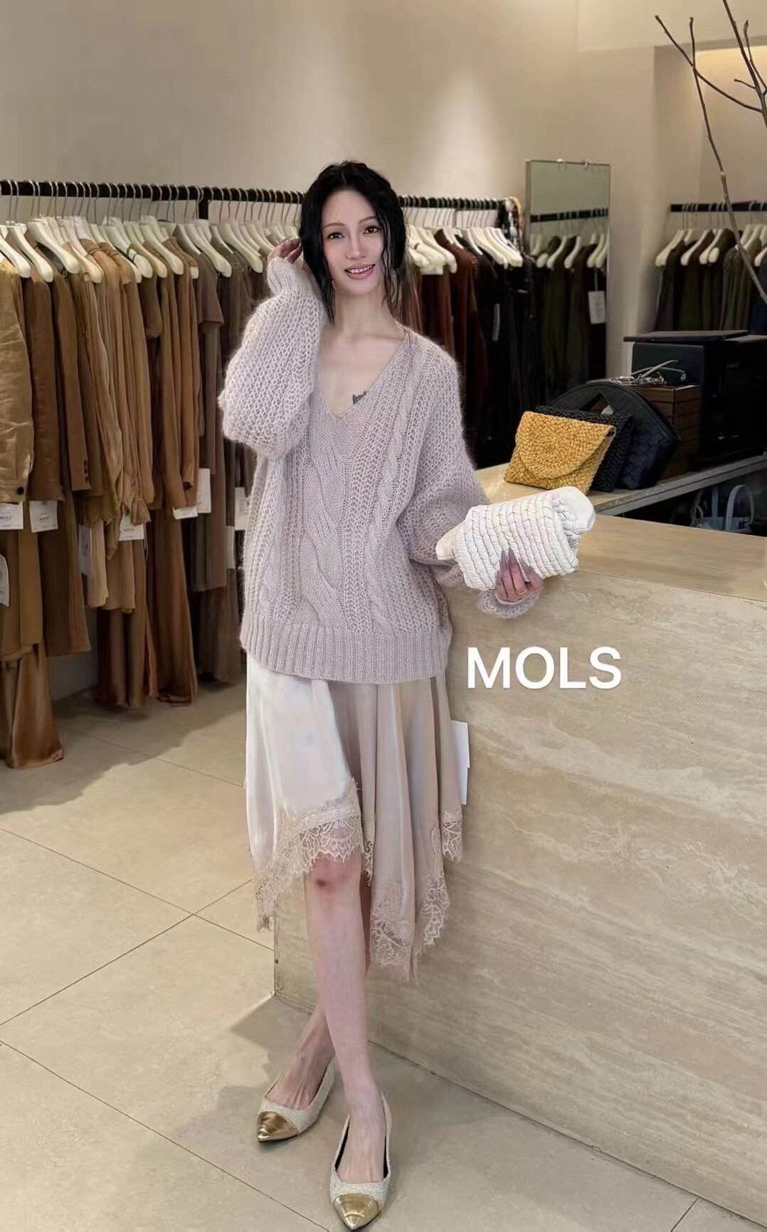 MOL*正品浪漫主义醋酸拼蕾丝半裙2026早秋新品不规则设计感半裙女