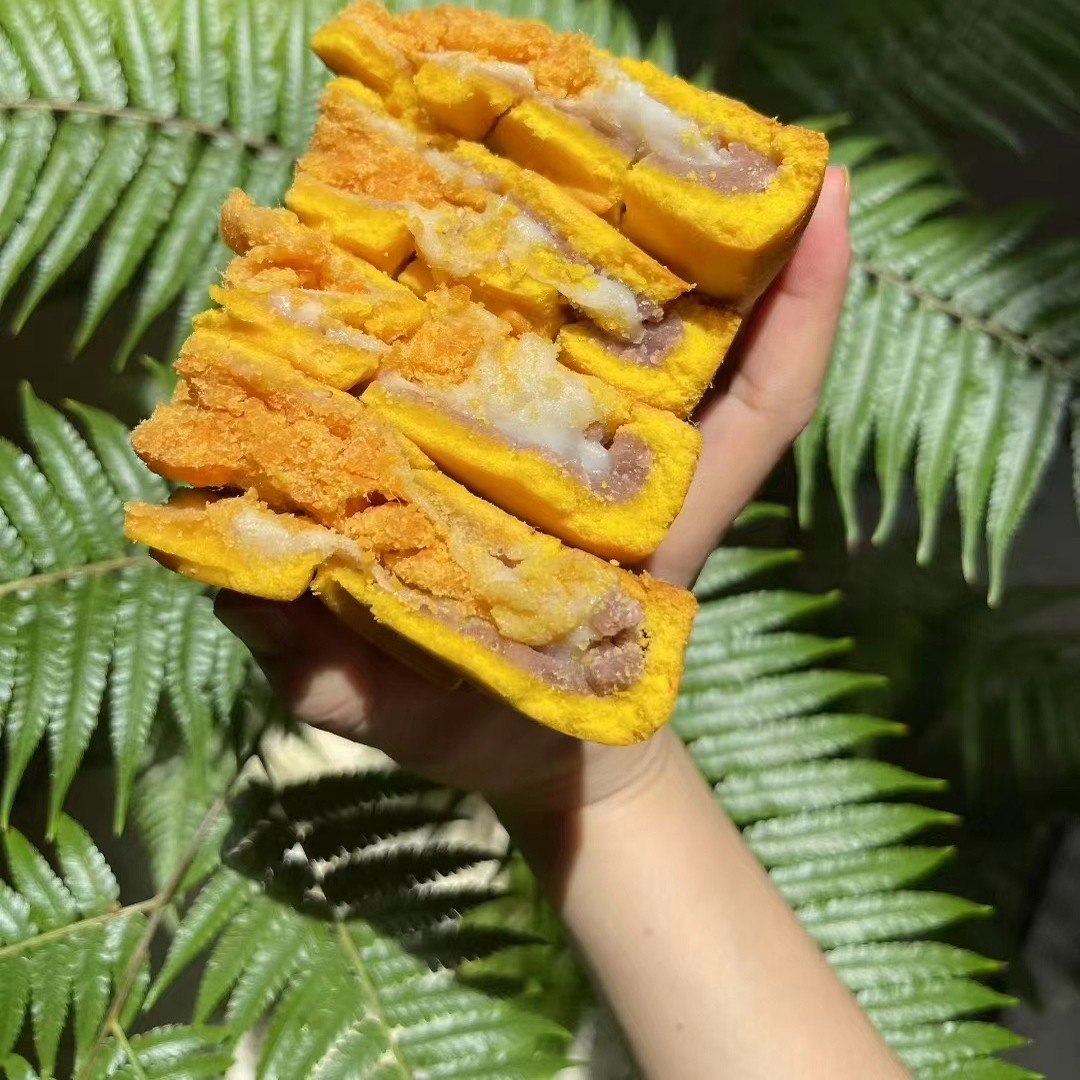 不甜腻闽南咸蛋黄馅大月饼