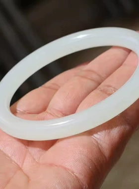 手镯玉石玉镯子和田玉羊脂玉