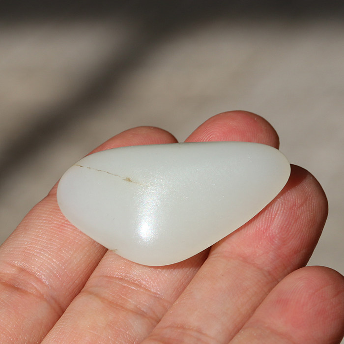 正宗新疆和田玉籽料水草皮白玉玉龙河天然男女款吊坠玩料挂件原石