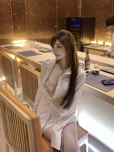GGQSDZ【韩模女友】掐出腰线收腰性感翻领缎面醋酸白衬衫