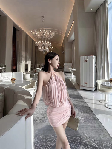 GGQSDZ【多巴胺炸弹】设计感交叉挂脖连衣裙女性感一字肩包臀裙子