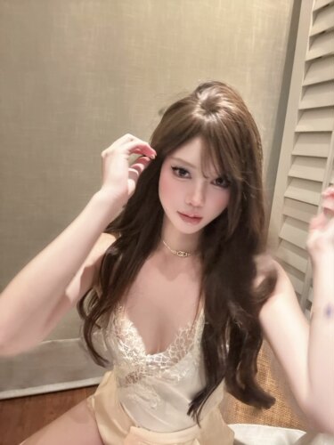 GGQSDZ【sexy顶美】性感V领蕾丝吊带背心短裤两件套装轻熟风女装